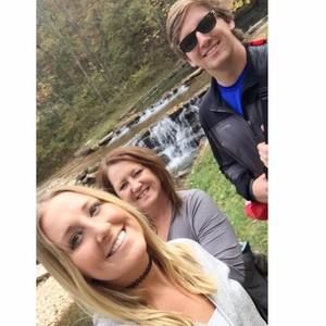 Meet your Posher, Phyllis